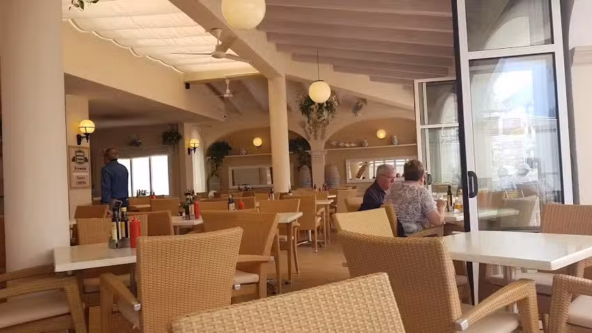 Tony&rsquo;s Gastrobar