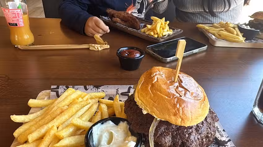 Toro Hot Vecindario