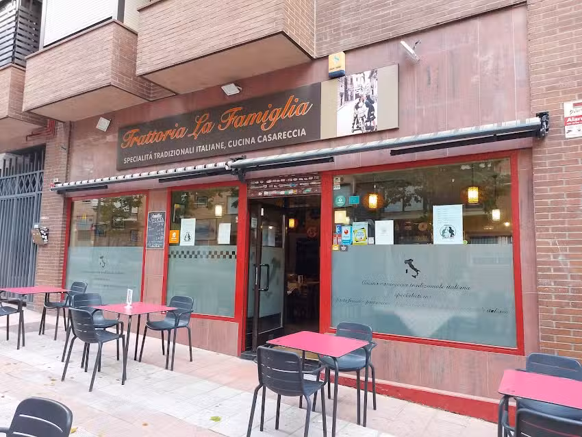 Trattoria La Famiglia