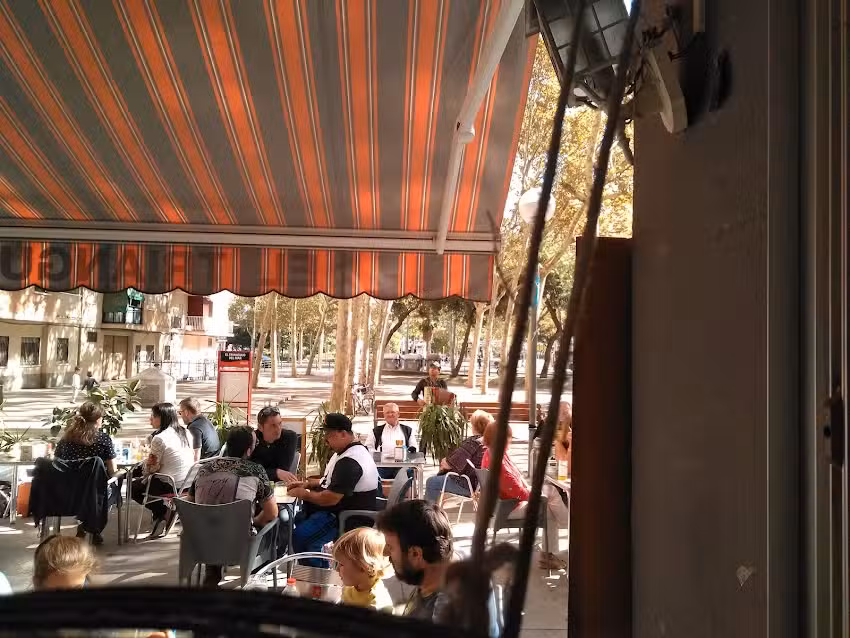 Triangle tapas