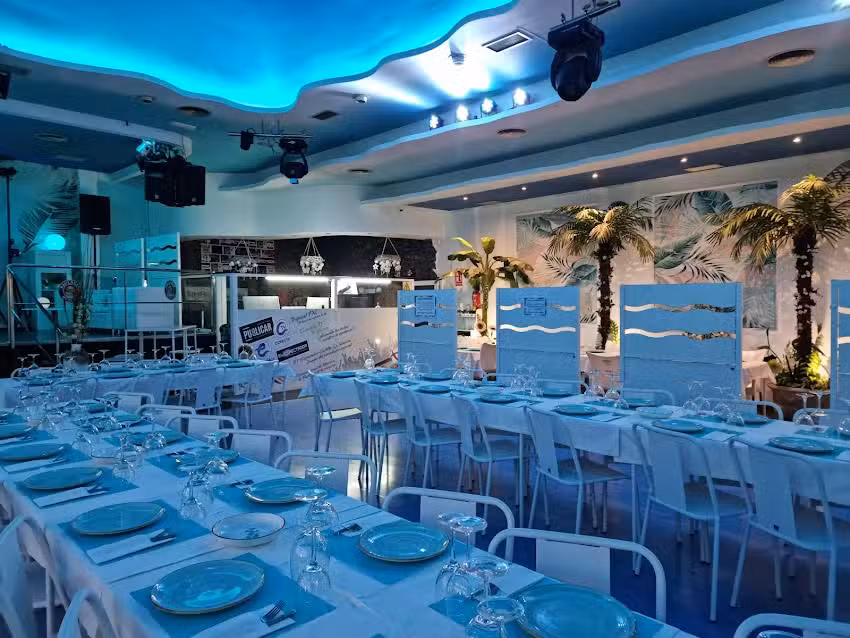 Tropical Paradise Gastro-Bar-Discoteca