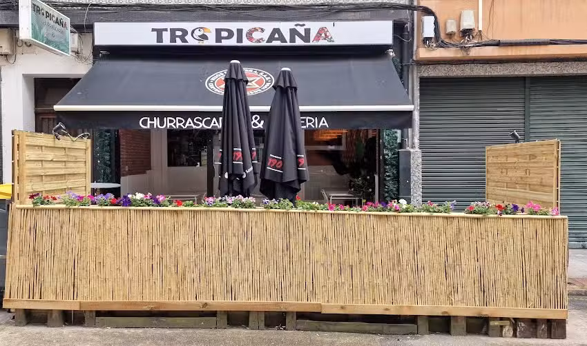 Tropica&ntilde;a Coru&ntilde;a (Mallos)
