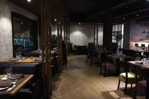 Tsukiji Sushi Bar Restaurante