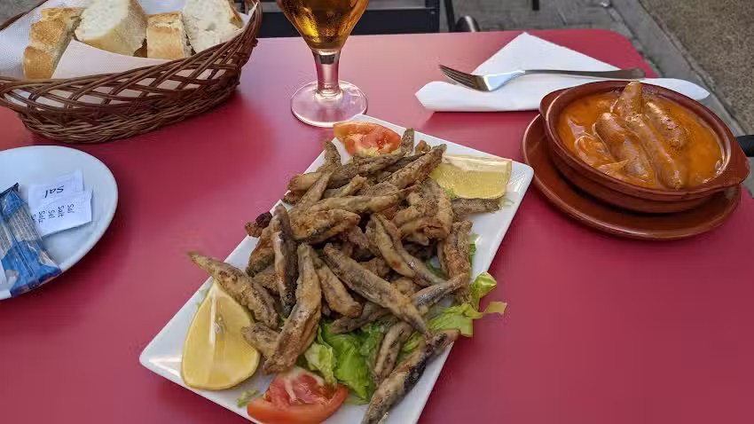 TU BAR, TAPAS Y PAMBOLIS