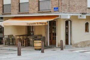 (TyM) Tempranillo y Maguey Wine Bar taqueria