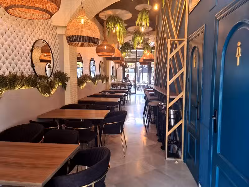 Umami gastrobar & brunch