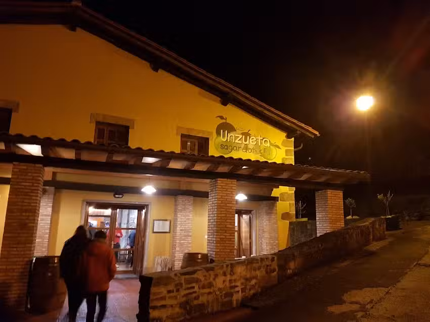 Unzueta sagardotegia
