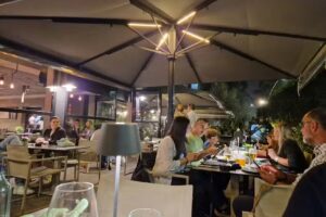 Upper Lounge Bar &ndash; Restaurante Sarri&agrave;