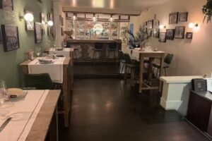 Urrechu Vel&aacute;zquez