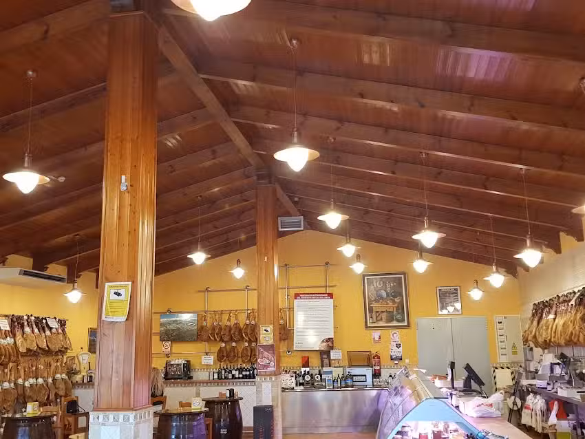 VALDIVIA, EMBUTIDOS Y JAMONES