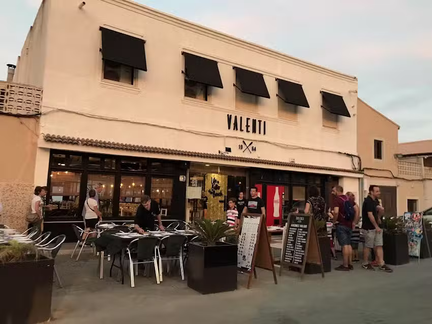 Valent&iacute; playa 1964