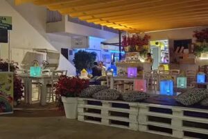 Veintitr&eacute;s cocktails y tapas