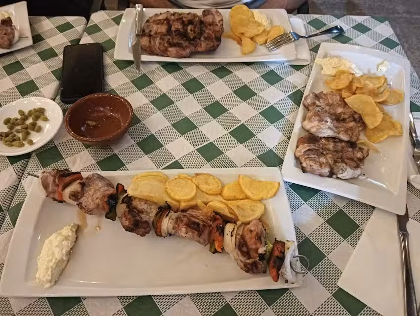 Venta Los Tres Hermanos