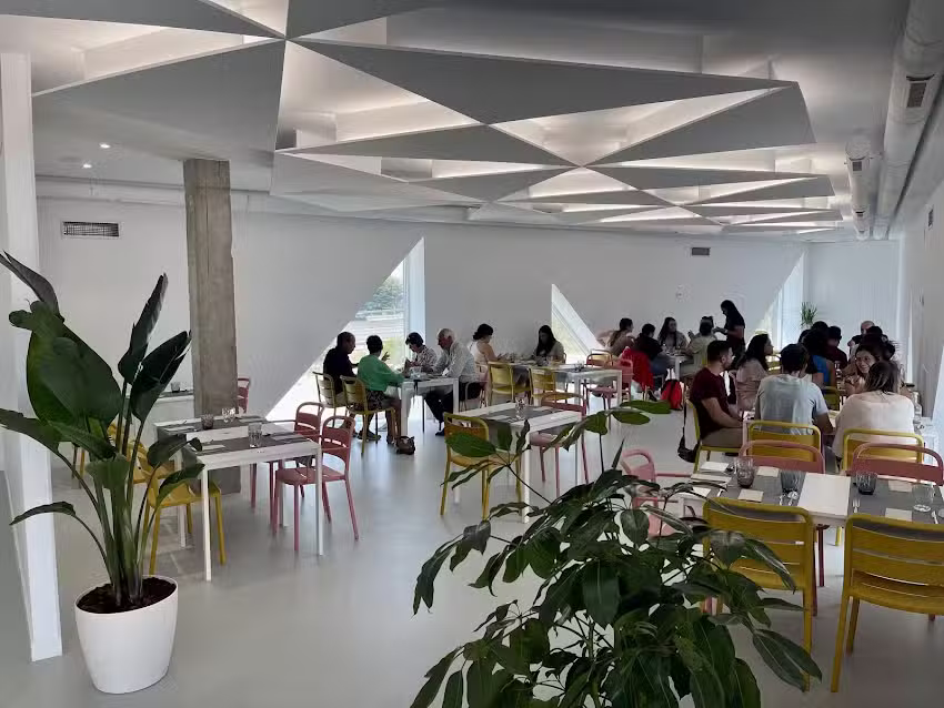 V&eacute;rtice Cafeter&iacute;a-Restaurante