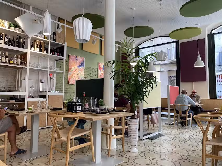 V&Iacute;TRIC Taverna Gastron&ograve;mica