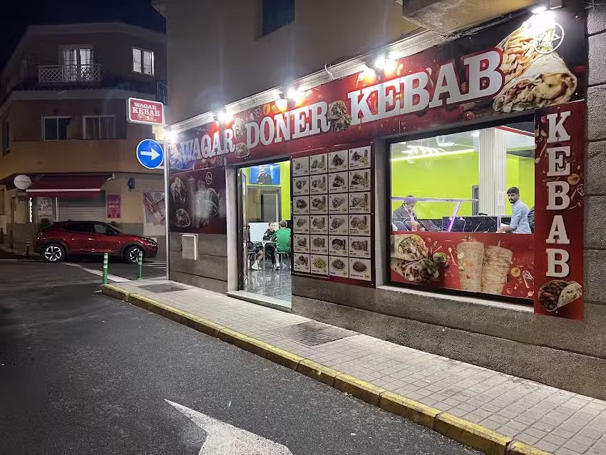 Waqar Doner Kebab Santa Brigida