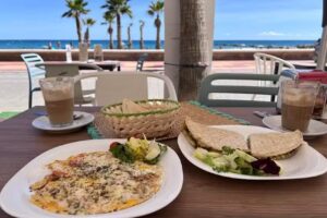 Ward coffee and tea lounge restaurant