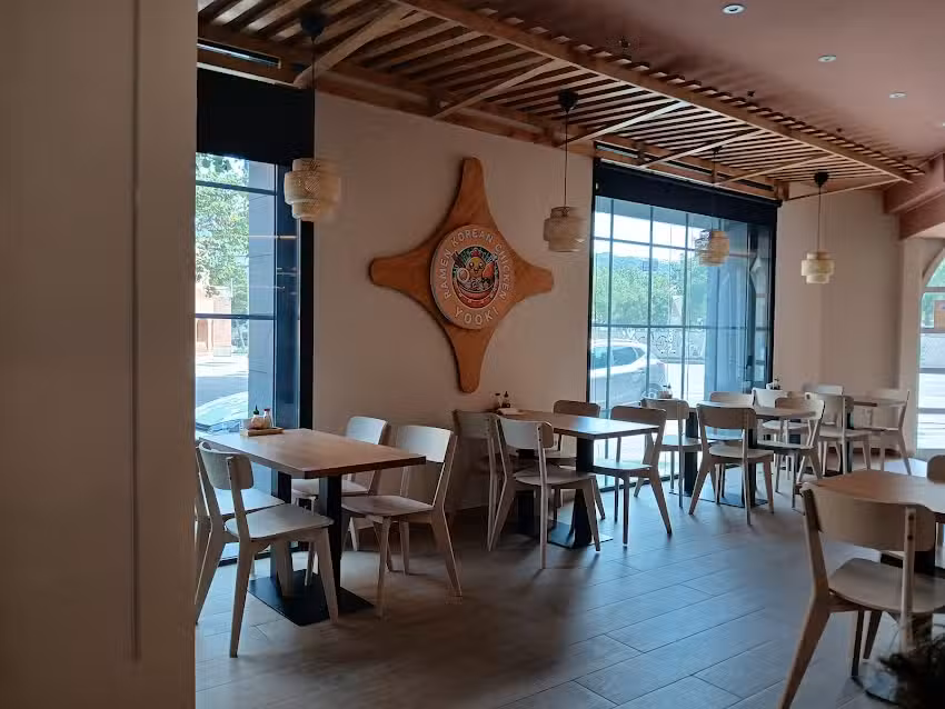 Yooki Ramen Korean Fried Chicken &middot; Girona