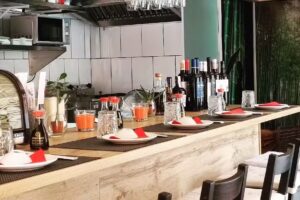 YOSHIHIRO Sushi Bar &laquo;Restaurante Japon&eacute;s&raquo;