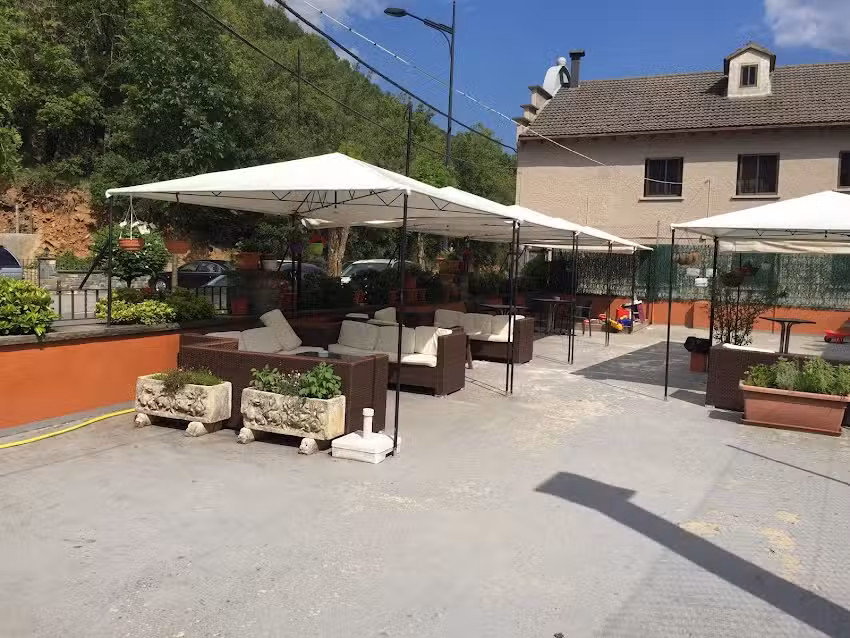 ZONA ZERO (Zona Zer0, La Terraza del Hostal)